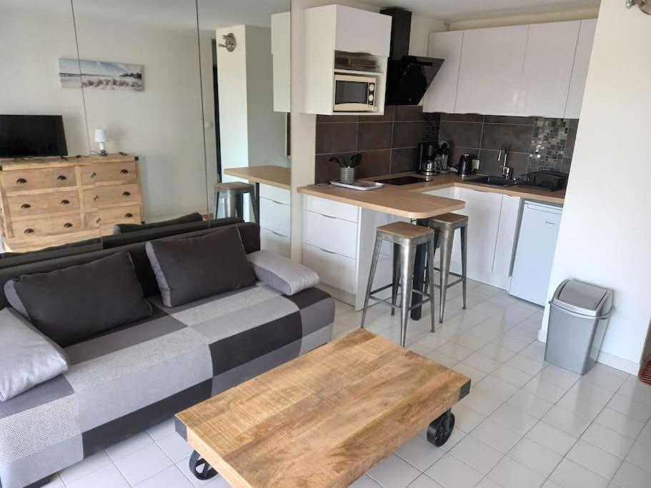 Amouvera C14, T2 Vue Mer, Piscine, Clim, Parking آجد المظهر الخارجي الصورة